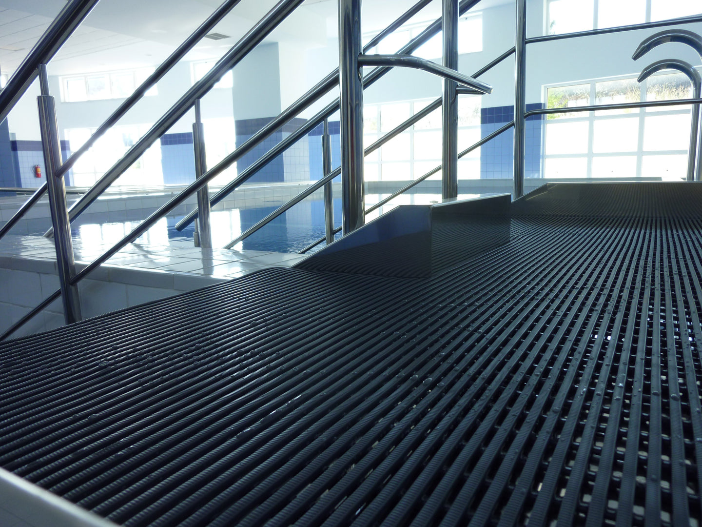 All our pool matting is slip-resistant, hygienic and comfortable underfoot, making it the ideal surface for bare feet.