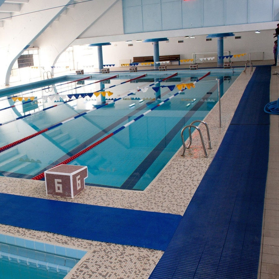 Heronrib provides comfort underfoot in this swimming pool complex. 