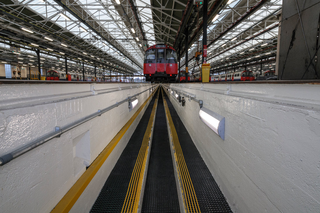 Trackgrip is wide-grid walkway matting. 